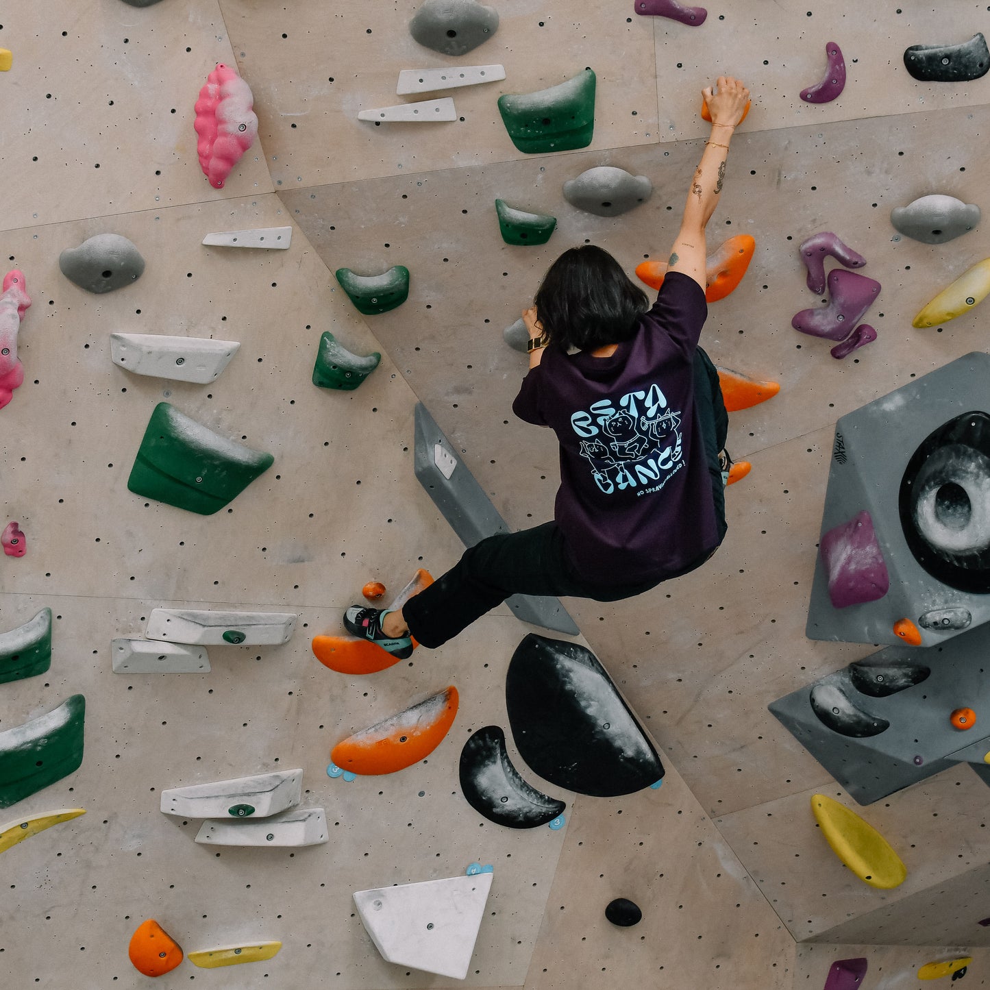 beta dance climbing shirt