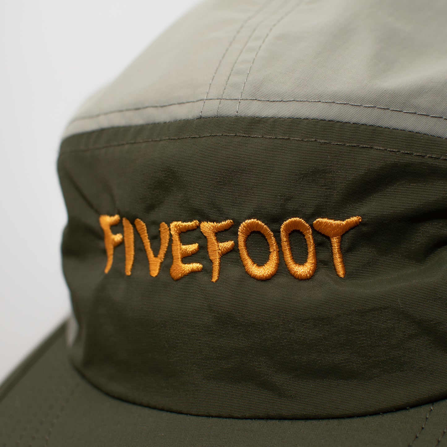 five foot climbing cap